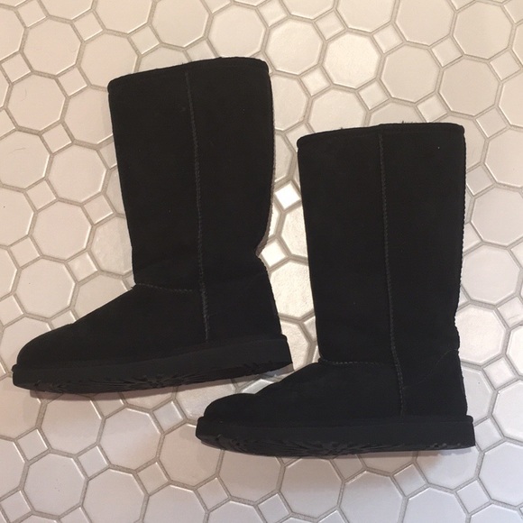 girls uggs size 3